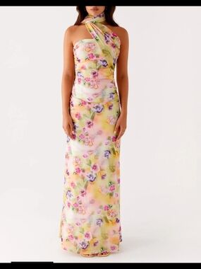 peppermayo formal dresses Musa Maxi Dress Deep plunge neckline All For Love Maxi Dress